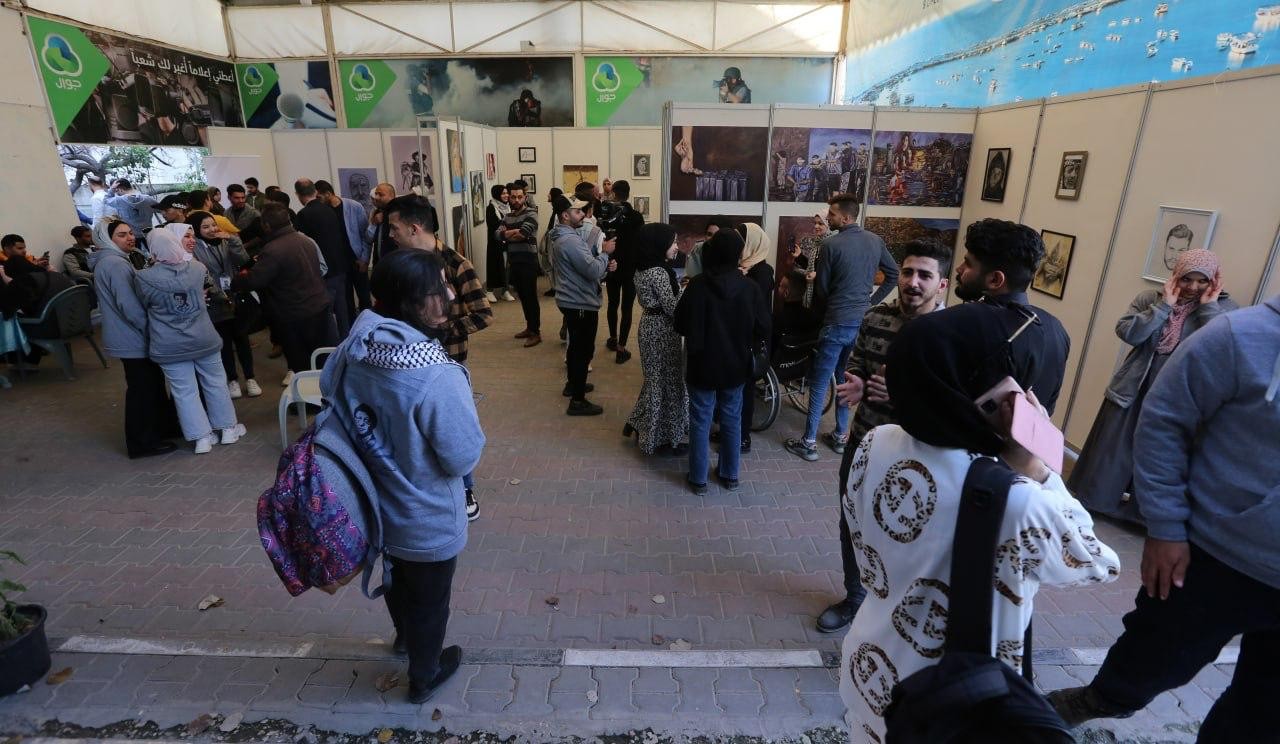 بيت الصحافة يستضيف معرض "حرية" للفن التشكيلي