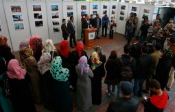 بيت الصحافة تستضيف معرض "صرخة حجر"