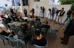 اتحاد الصناعات خلال مؤتمر صحفي ببيت الصحافة: تسريح 70% من العاملين في القطاع الصناعي بغزة