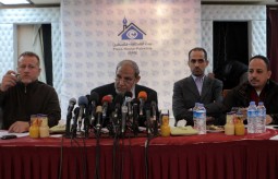 بيت الصحافة ينظم لقاءا للصحفيين مع الدكتور الزهار