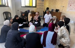 بيت الصحافة ينفذ جلسات دعم نفسي واجتماعي لصحفيات في غزة