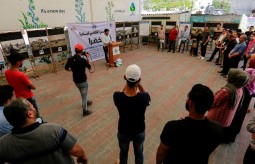 برعاية بيت الصحافة...فريق ديرنا الشبابي يختتم مبادرة 'خضرا' بمعرض صور