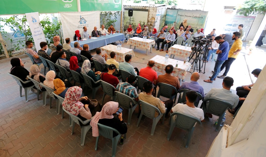 بيت الصحافة ينظم لقاء حواريا مع رئيس بلدية غزة د. يحيى السراج