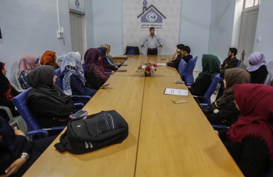 فريق عيون الأمل ينظم ملتقى إعلامي بالتعاون مع بيت الصحافة