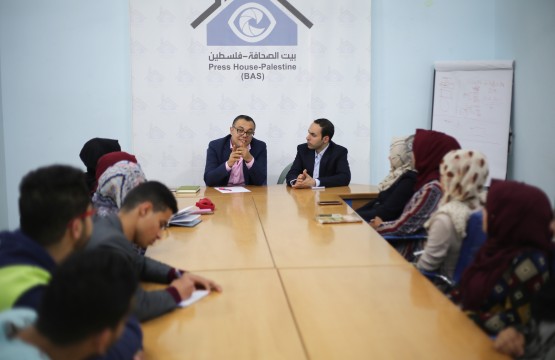 فريق الصحفيين الشباب ينظم ندوة ثقافية ببيت الصحافة لطلبة كليات الاعلام