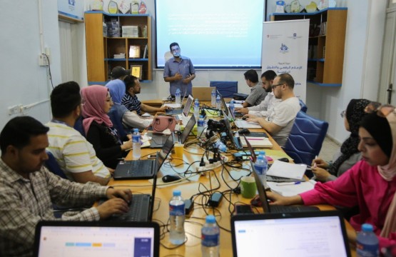 بيت الصحافة يختتم دورة "الإعلام الرقمي والحقوق الرقمية"