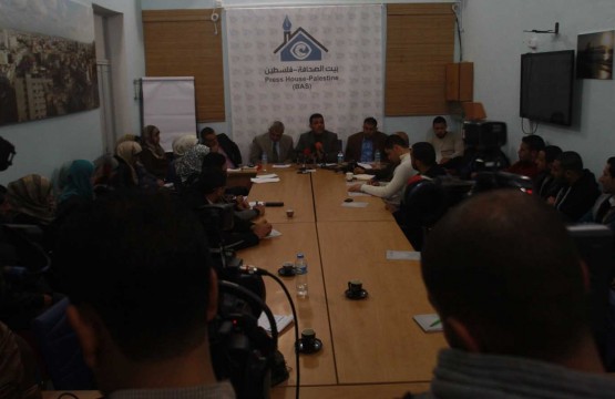 فريق الصحفيين الشباب ينظم لقاءا للمحللين الفلسطينيين برعاية بيت الصحافة