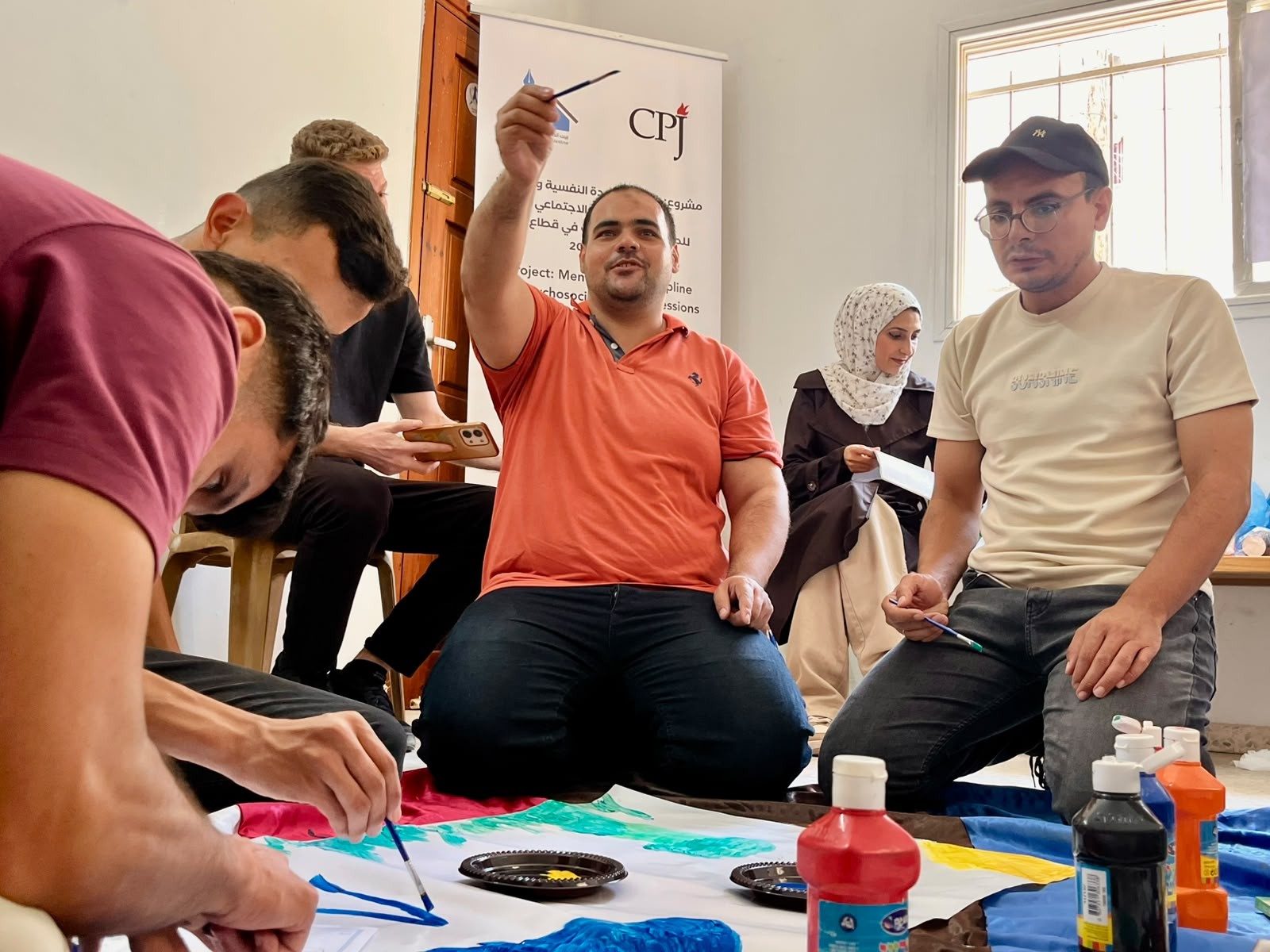 بيت الصحافة ينفذ ثاني جلسات الدعم النفسي والاجتماعي للصحفيين والصحفيات في قطاع غزة.