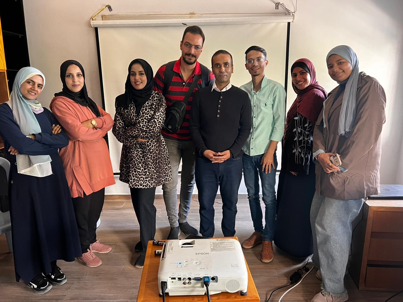 بيت الصحافة يستضيف مبادرة إعلامية حول " الكتابة الإنسانية للبودكاست"