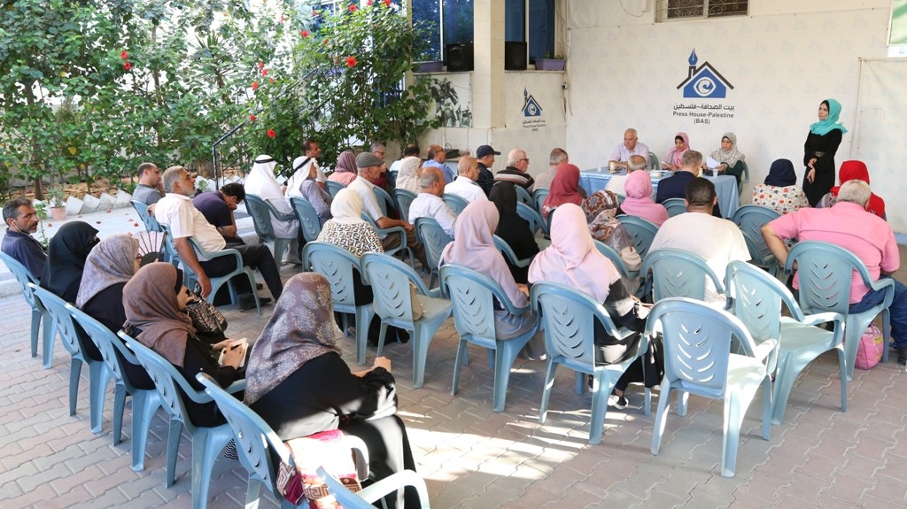 صالون نون يستعرض 'الضلع الثالث' في بيت الصحافة بغزة