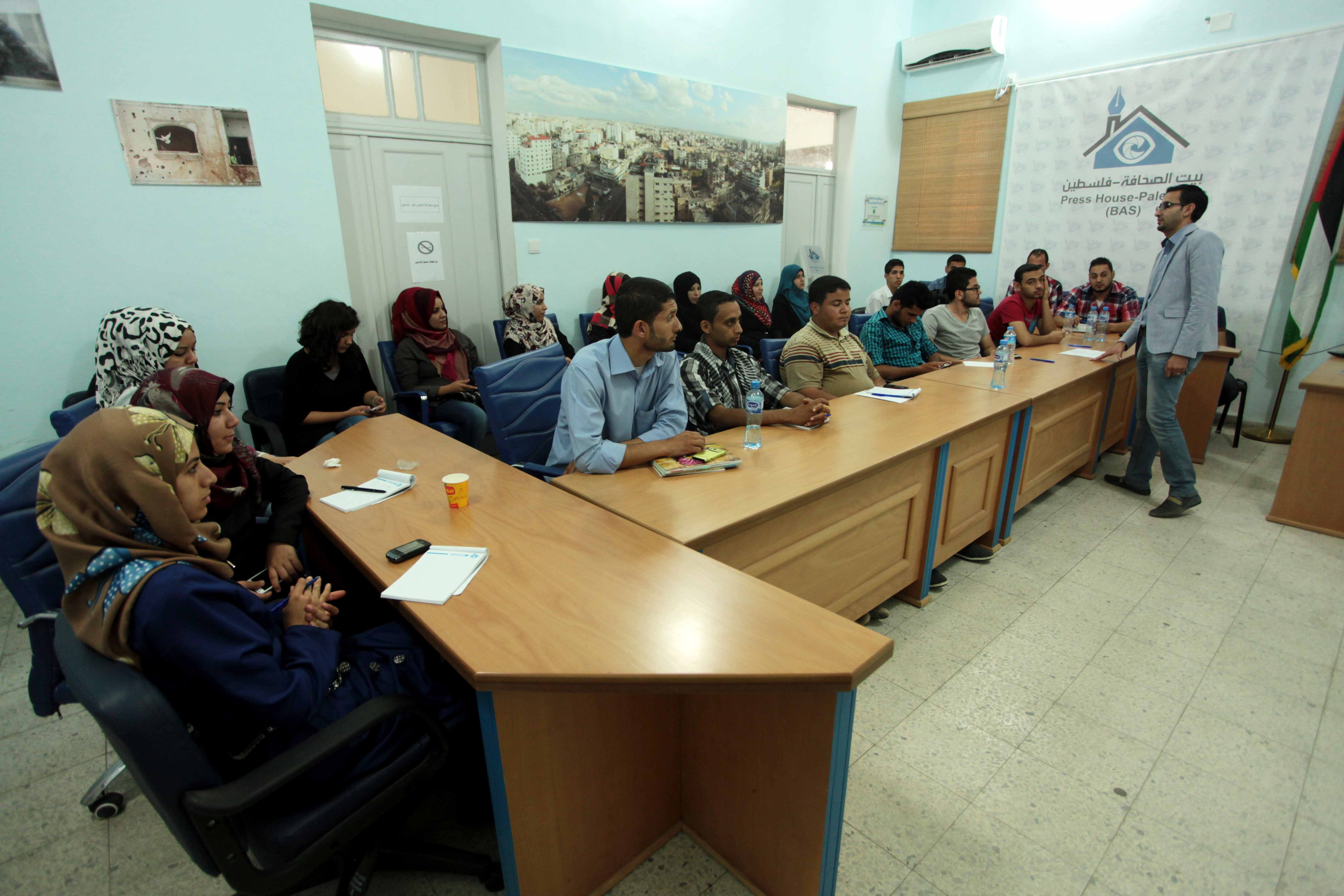 ​غزة: بيت الصحافة تختتم دورة في صحافة المواطن والاعلام المجتمعي