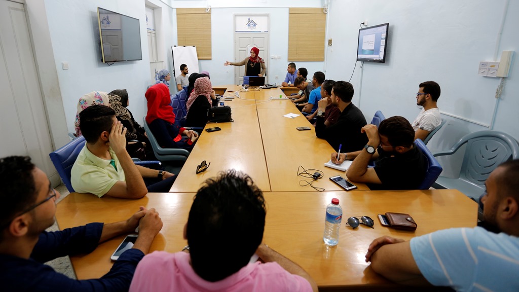 فريق الصحفيين الشباب ينظم لقاء إعلامي في بيت الصحافة